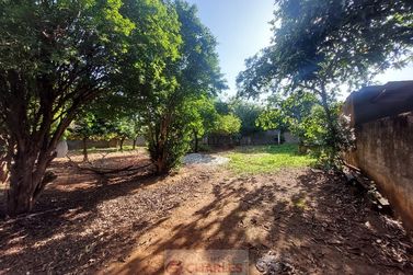 S&iacute;tio &agrave; venda - 345m&sup2; - Centro