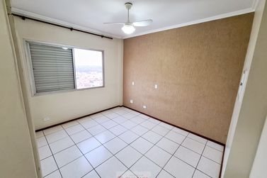 Apartamento &agrave; venda - 142m&sup2; - Centro