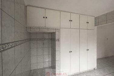 Casa &agrave; venda - 10m&sup2; - Centro