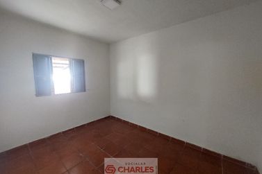Terreno &agrave; venda - 84m&sup2; - Centro