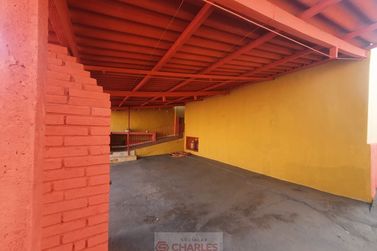 Casa para alugar - 173m&sup2; - Centro