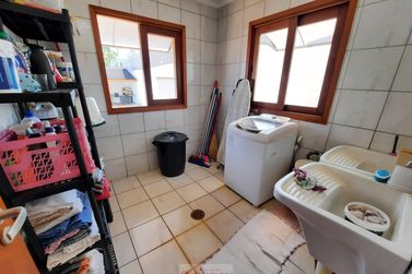 Casa para alugar - 10m&sup2; - Centro