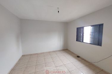 Casa &agrave; venda - 74m&sup2; - Centro