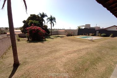 Casa para alugar - 360m&sup2; - Centro