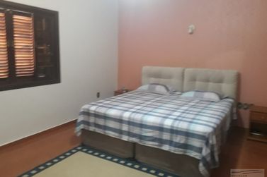 S&iacute;tio &agrave; venda - 700m&sup2; - Centro