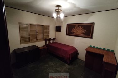 Casa &agrave; venda - 203m&sup2; - Centro