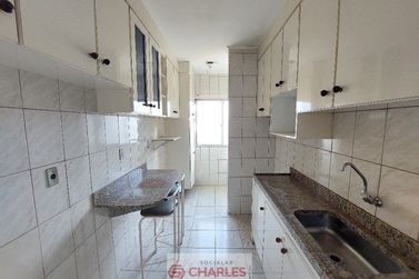 Apartamento &agrave; venda - 46m&sup2; - Centro