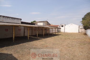 Casa &agrave; venda - 244m&sup2; - Centro