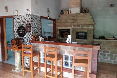 Casa &agrave; venda - 230m&sup2; - Centro