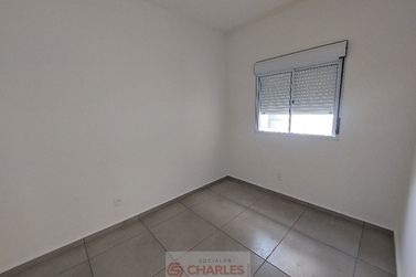 Apartamento para alugar - 48m&sup2; - Centro