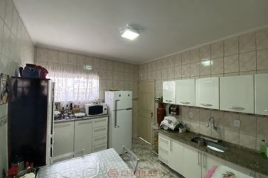 Casa &agrave; venda - 252m&sup2; - Centro