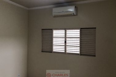 Casa &agrave; venda - 150m&sup2; - Centro