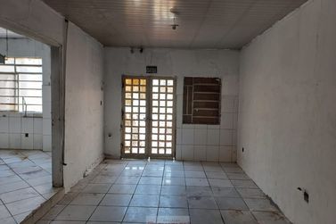 Sala Comercial &agrave; venda - 362m&sup2; - Centro