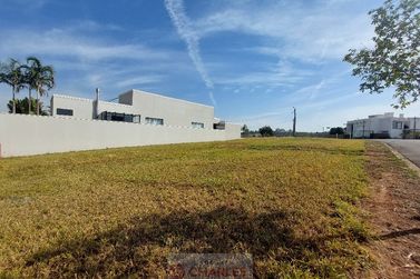 Terreno &agrave; venda - 10m&sup2; - Centro