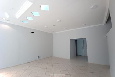 Sala Comercial para alugar - 90m&sup2; - Centro