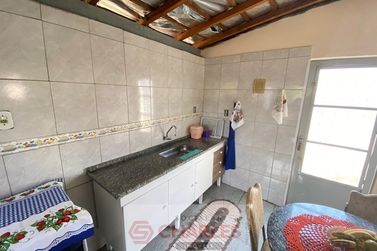 Casa &agrave; venda - 192m&sup2; - Centro