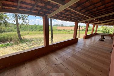 S&iacute;tio &agrave; venda - 84000m&sup2; - Centro