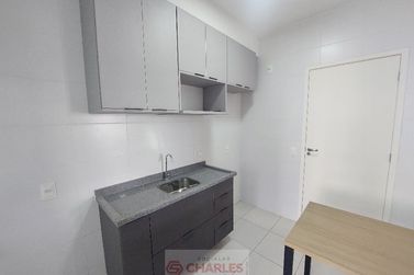 Apartamento &agrave; venda - 73m&sup2; - Centro