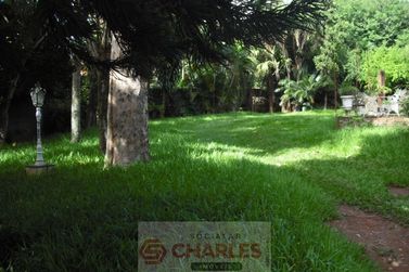 S&iacute;tio &agrave; venda - 220m&sup2; - Centro