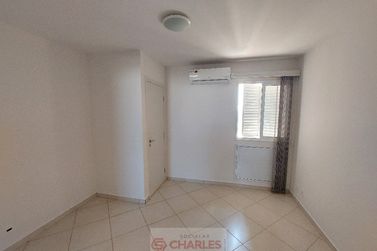 Apartamento para alugar - 105m&sup2; - Centro