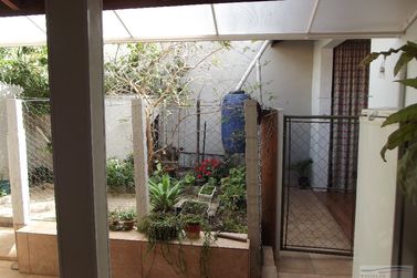 Casa &agrave; venda - 207m&sup2; - Centro