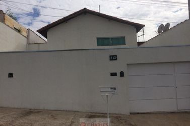 Casa &agrave; venda - 114m&sup2; - Centro