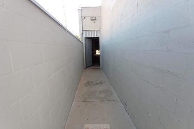 Sal&atilde;o Comercial para alugar - 274m&sup2; - Centro