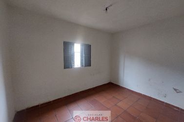 Terreno &agrave; venda - 84m&sup2; - Centro