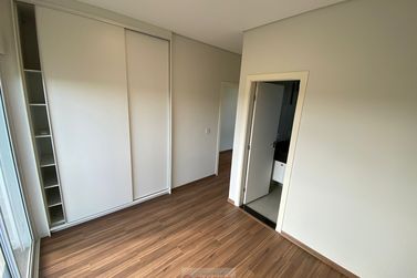 Casa &agrave; venda - 245m&sup2; - Centro