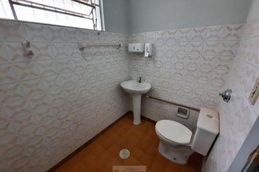 Sala Comercial para alugar - 228m&sup2; - Centro