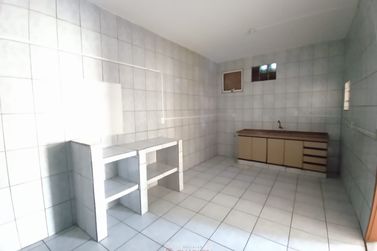Casa para alugar - 120m&sup2; - Centro