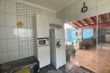 Casa &agrave; venda - 250m&sup2; - Centro