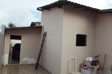 Casa &agrave; venda - 120m&sup2; - Centro