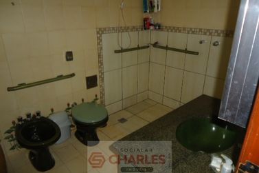 Casa &agrave; venda - 330m&sup2; - Centro