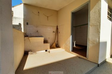 Casa para alugar - 163m&sup2; - Centro