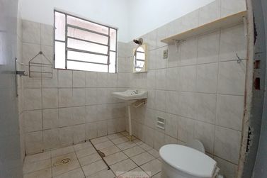 Casa para alugar - 107m&sup2; - Centro