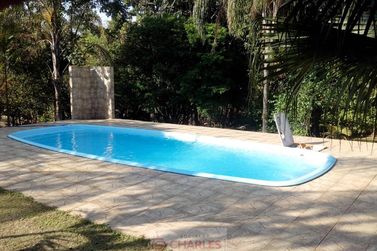 S&iacute;tio &agrave; venda - 207m&sup2; - Centro