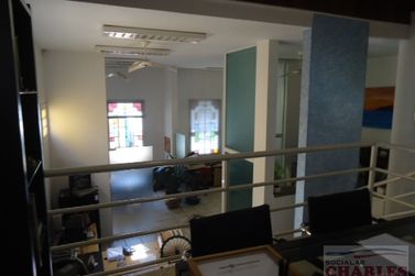 Sala Comercial &agrave; venda - 112m&sup2; - Centro