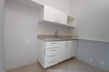 Sala Comercial para alugar - 90m&sup2; - Centro