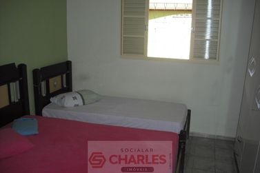 Casa &agrave; venda - 100m&sup2; - Centro