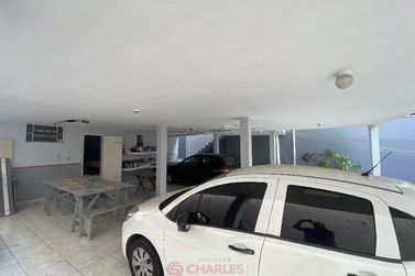 Casa &agrave; venda - 252m&sup2; - Centro