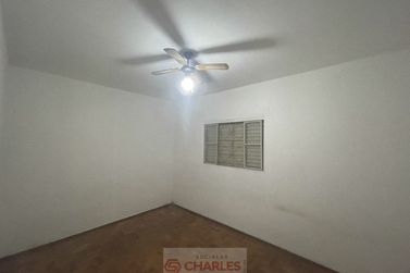 Casa &agrave; venda - 10m&sup2; - Centro