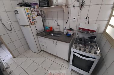 Casa &agrave; venda - 100m&sup2; - Centro