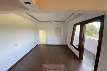 Casa &agrave; venda - 235m&sup2; - Centro