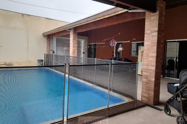 Casa &agrave; venda - 169m&sup2; - Centro