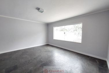 Casa para alugar - 173m&sup2; - Centro