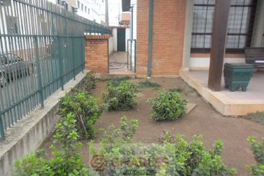 Casa &agrave; venda - 600m&sup2; - Centro
