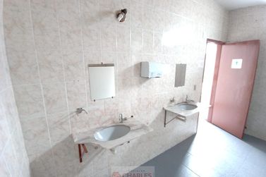 Sal&atilde;o Comercial para alugar - 40m&sup2; - Centro
