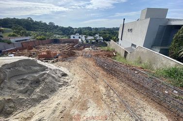 Terreno &agrave; venda - 10m&sup2; - Centro