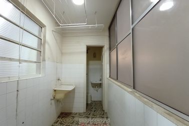 Apartamento para alugar - 131m&sup2; - Centro